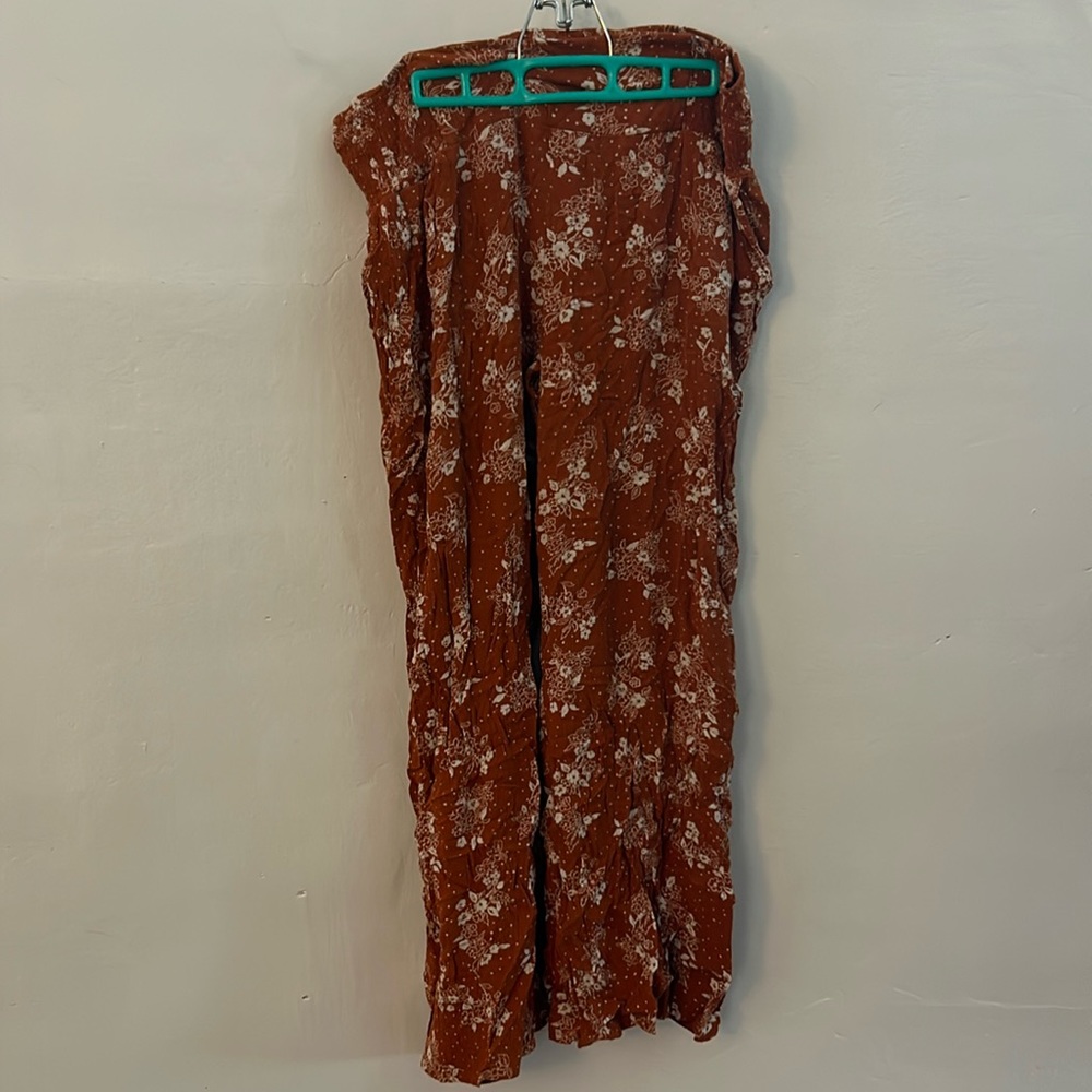 Flowy floral pants